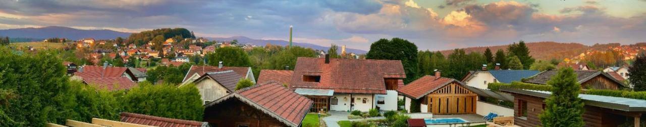 Ferienwohnung "Auszeit" Mit Garten Sankt Oswald-Riedlhuette Exterior foto